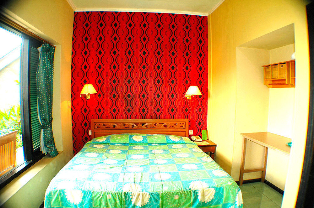 Foresta Inn Family Resort Prigen 外观 照片
