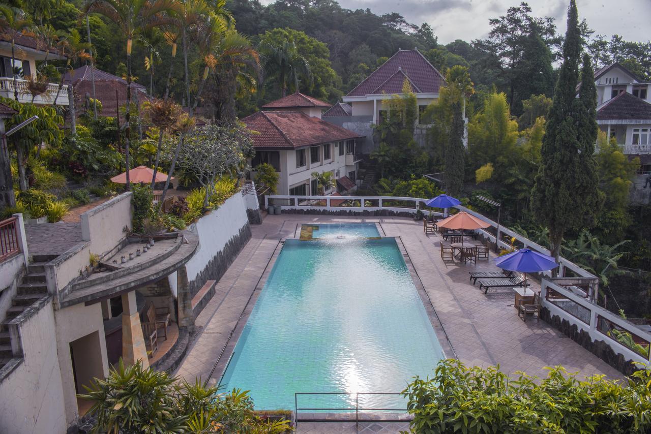 Foresta Inn Family Resort Prigen 外观 照片