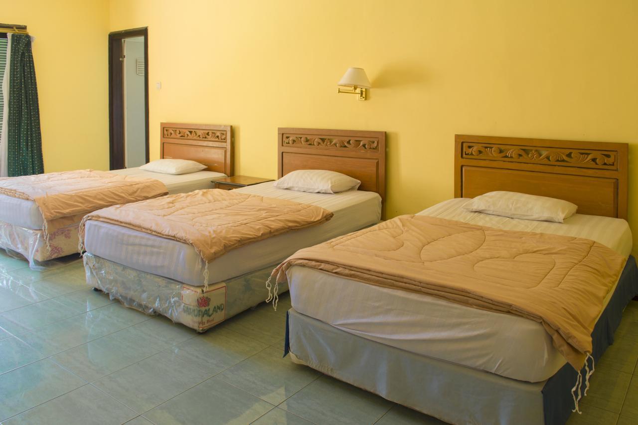 Foresta Inn Family Resort Prigen 外观 照片