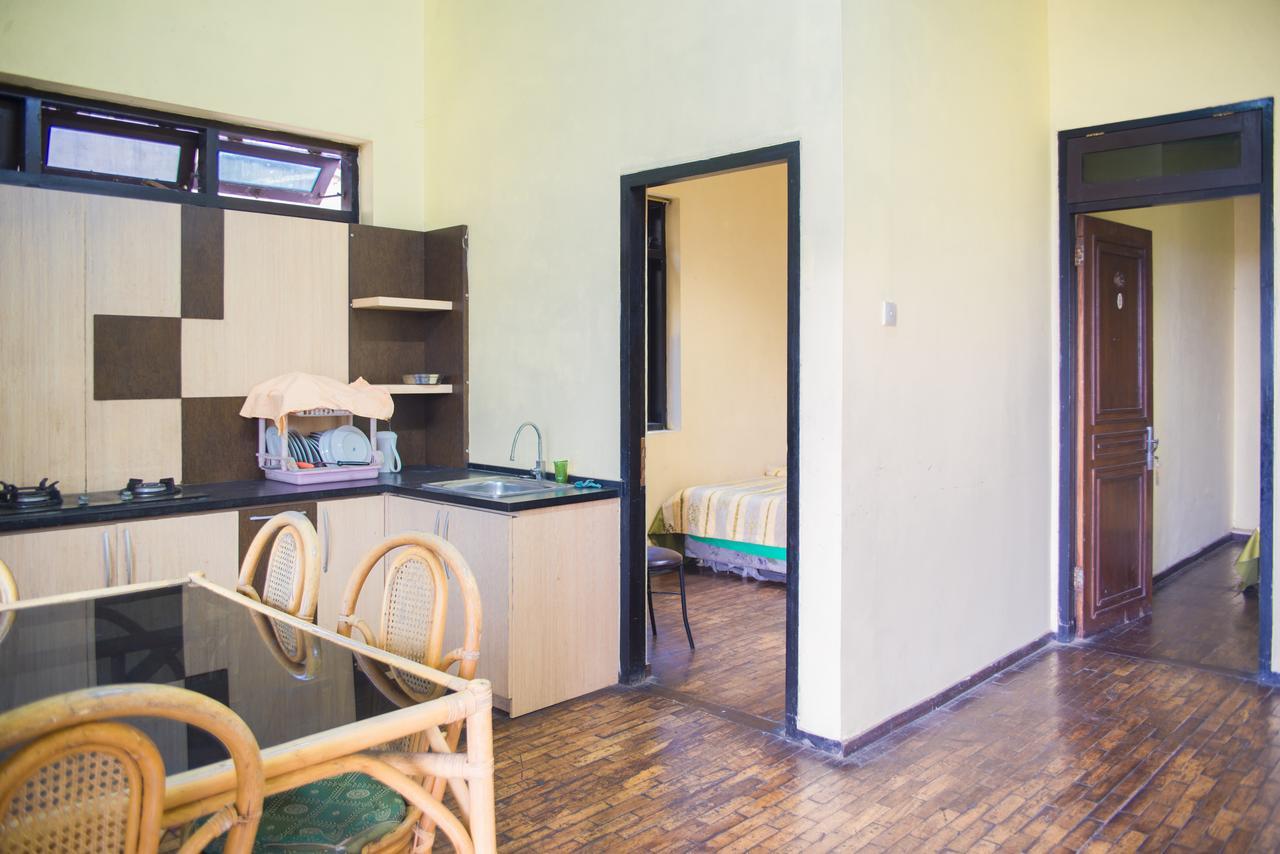 Foresta Inn Family Resort Prigen 外观 照片