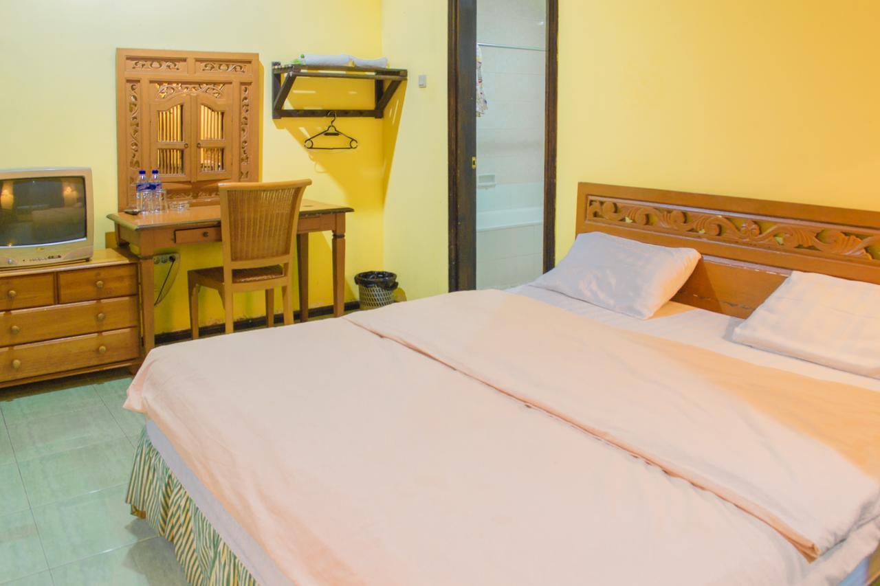 Foresta Inn Family Resort Prigen 外观 照片